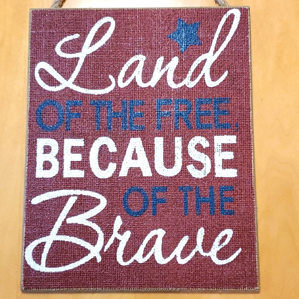 NWT 🇺🇸 Patriotic Door hanging sign, Sea to Shining Sea brand ❤🤍💙